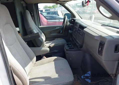 2007 Chevrolet Express Work Van из США, поврежденный, VIN 1GCGG25U571183014